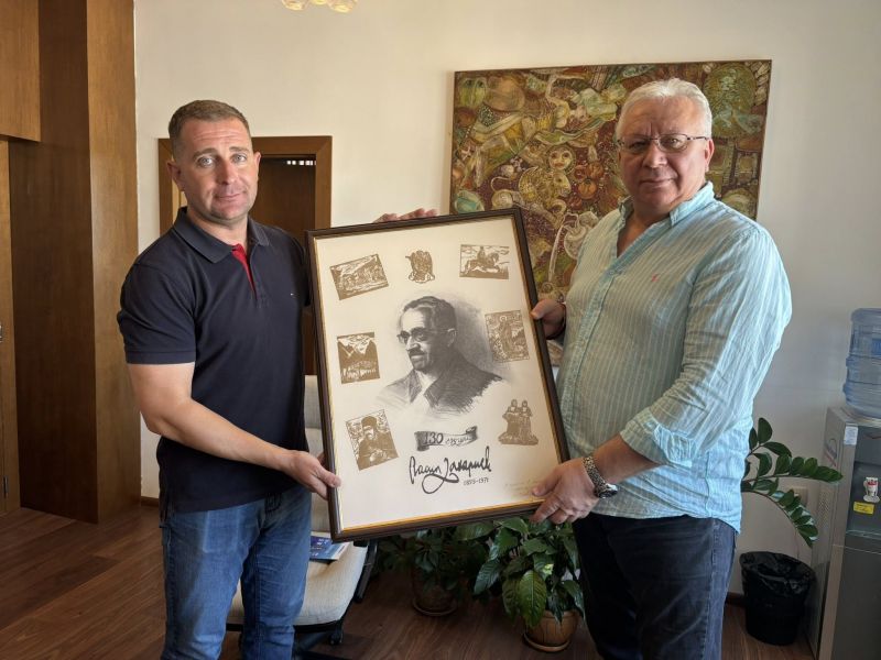Безценно дарение за музея в Самоков от Румен Манов