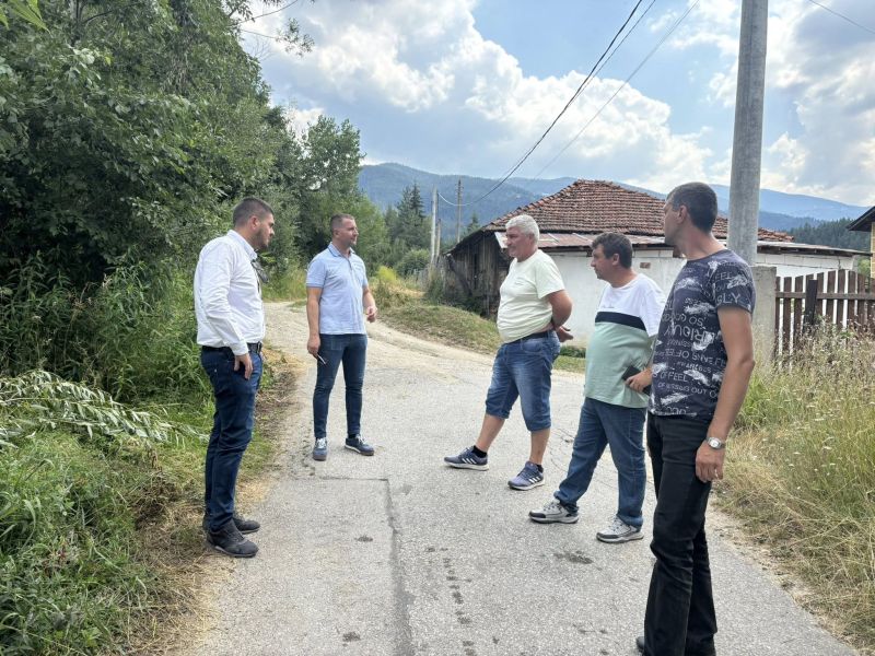 Община Самоков изпълнява  строителната си програма в населените места