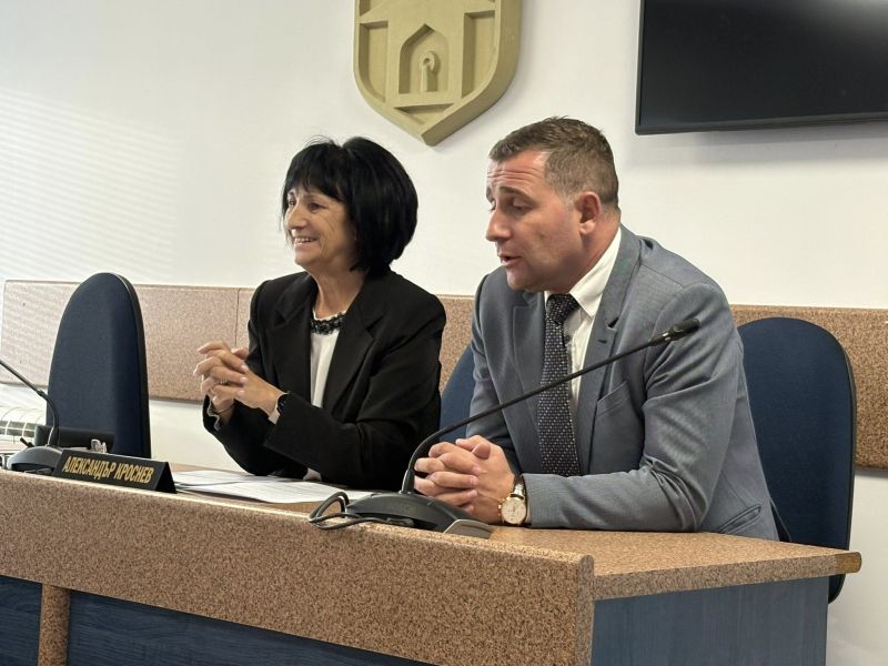 Днес в Самоков се проведе обществено обсъждане на критериите за определяне на носителите на приза „Спортист на годината“, както и на наградите за отбор и треньор на годината