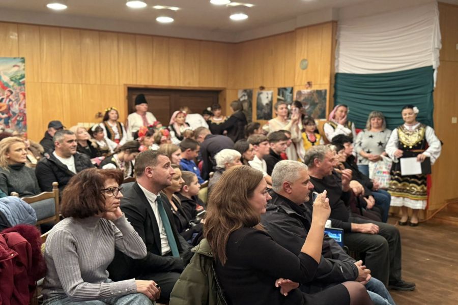 Народно читалище „Искра – 1925“ в с. Горни Окол отбеляза своя вековен юбилей – значим повод за местната общност и за културното развитие на района.