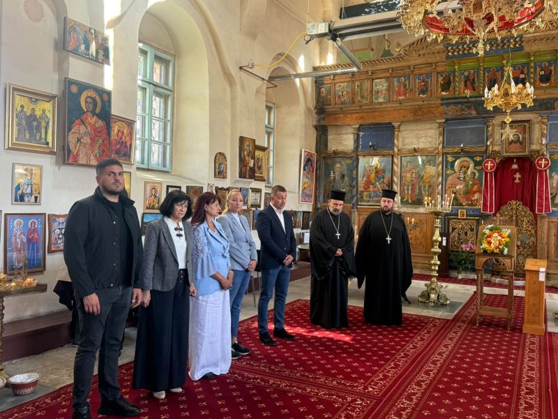 Самоков почете паметта на Паисий Хилендарски