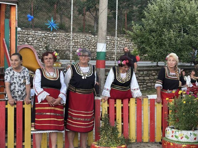 съборите в нашите населени места винаги носят онова особено усещане за общност, заедност и жива българска традиция