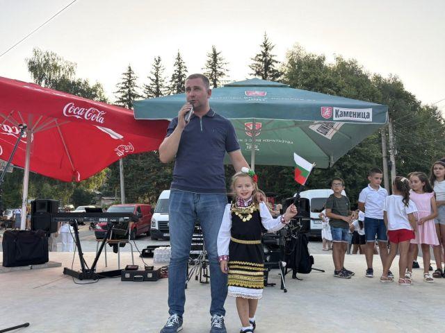Честит празник на всички жители и гости на Райово и Злокучене!
