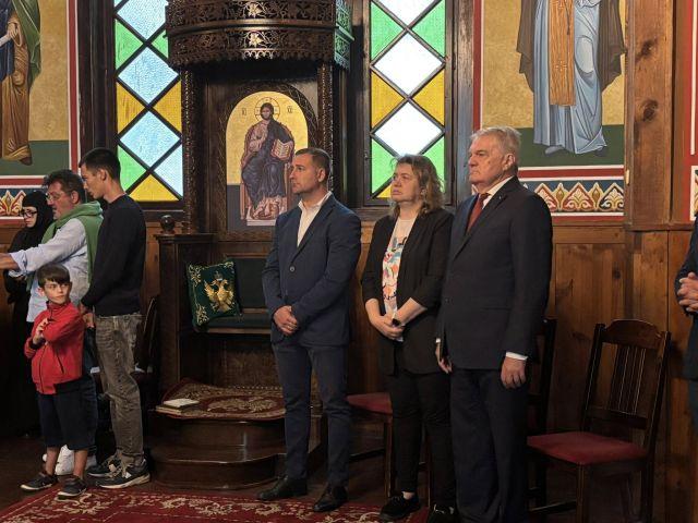 По този повод в храма бе отслужена тържествена Света литургия