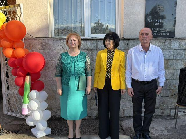 Всички училища и детски градини на територията на община Самоков откриха новата учебна година