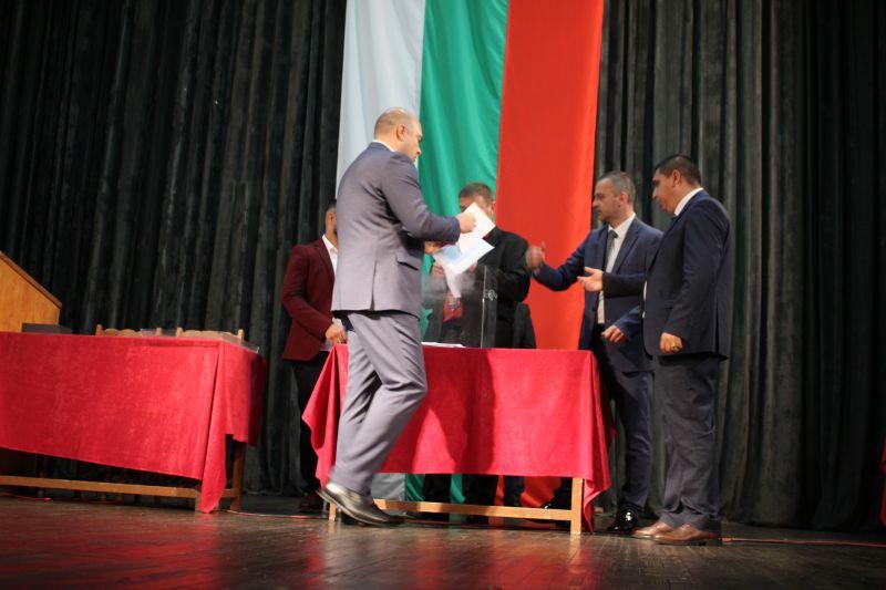 Процедурата за избор на председател на ОбС