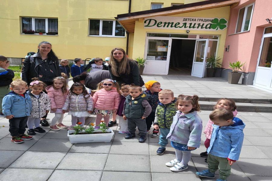 Цветно и зелено настроение с най-малките природозащитници на Самоков!