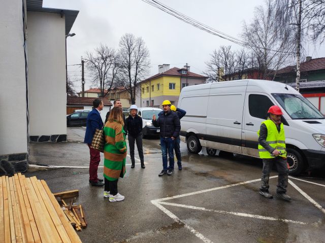 Ремонт на сградата на Пожарната