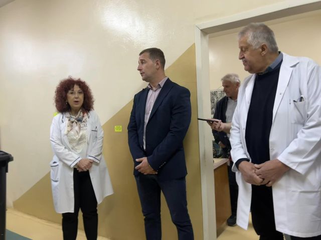 МБАЛ- Самоков представи новозакупения автоклав