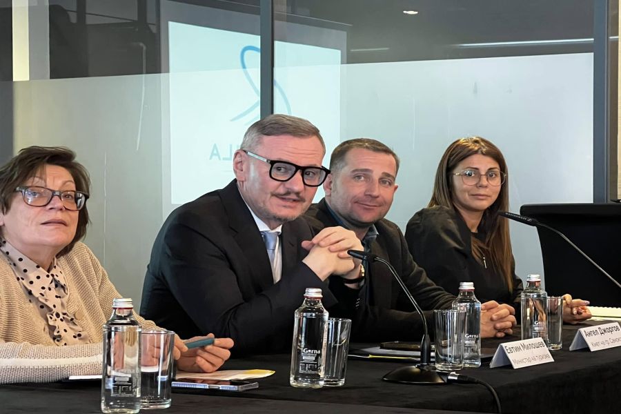 Във връзка с предстоящото откриване на зимния сезон в Боровец