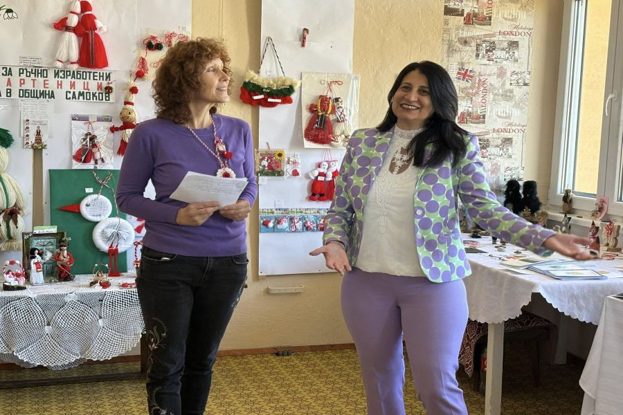 Днес в културен център „Остави следа“ в село Горни Окол бяха наградени победителите в конкурса за най-интересни мартеници